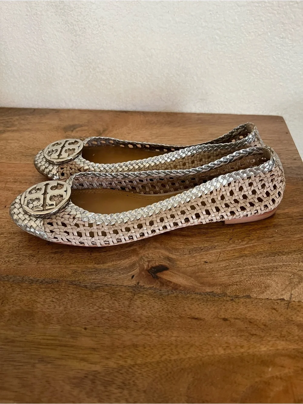 Tory Burch Chelsea Beige/Silver Woven Leather Ballet Flats Size 9M